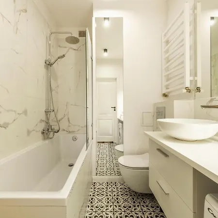 Nowolipki - W Centrum - 55m2, Szybkie Wi-fi & Tv Appartement
